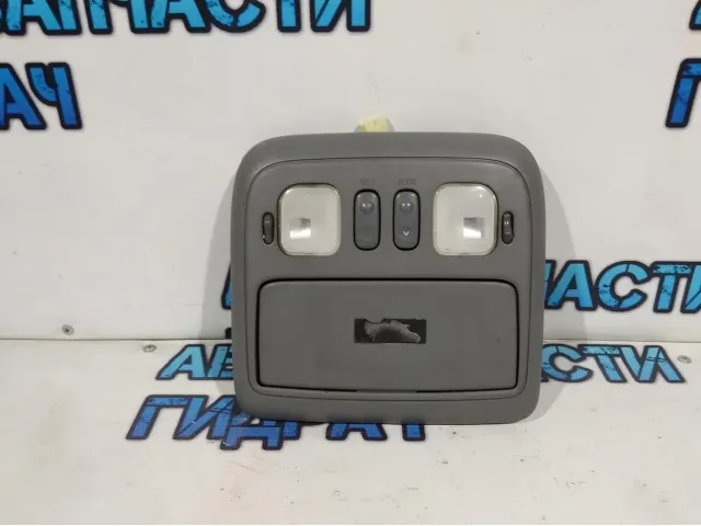 Плафон салонный Toyota Land Cruiser 100 6367060262.