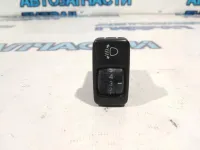 Кнопка корректора фар Toyota Land Cruiser 100 8415260040.