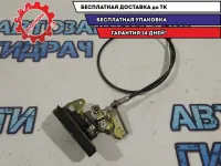 Замок багажника нижний левый Toyota Land Cruiser 100 6939060040.