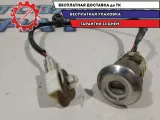 Вставка замка багажника Toyota Land Cruiser 100.
