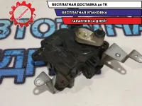 Моторчик заслонки отопителя Toyota Land Cruiser 100 637007390
