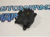 Моторчик заслонки отопителя Toyota Land Cruiser 100 637006361