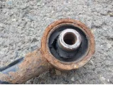 Тяга задняя продольная левая Toyota Land Cruiser 100 4871060080 Порван сайлентблок.