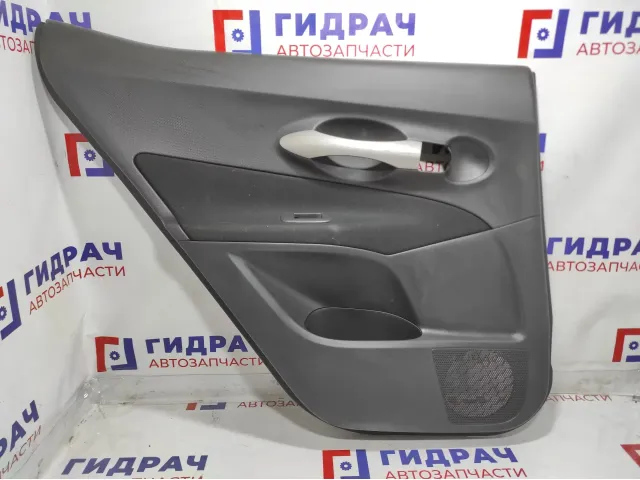 Обшивка двери задней левой Toyota Auris (E150) 67788-02010. Дефект.