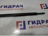 Накладка стекла заднего правого Toyota Auris (E150) 75730-02121.