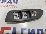 Накладка блока управления стеклоподъемниками Toyota Auris (E150) 74232-02550-B0.