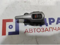 Ручка двери внутренняя левая Toyota Auris (E150) 69206-02120-B1. Потертость.