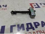 Ограничитель двери передний Toyota Auris (E150) 68610-02120.