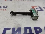 Ограничитель двери передний Toyota Auris (E150) 68610-02120.