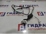 Проводка двери задней правой Toyota Auris (E150) 82153-02470.