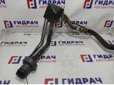 Горловина топливного бака Toyota Auris (E150) 77201-12640.