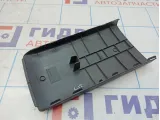 Накладка подлокотника Toyota Auris (E150) 58923-02010. Царапины.