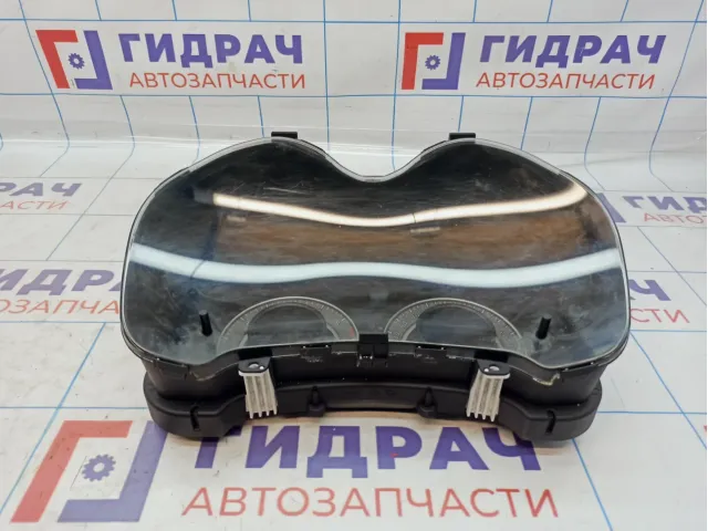 Панель приборов Toyota Auris (E150) 83800-02L92. Потертость.