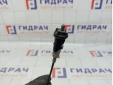Трос лючка бензобака Toyota Auris (E150) 77035-12490. Вторая часть.