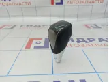 Рукоятка кулисы КПП Toyota Auris (E150) 33504-12290-B0. Потертость.