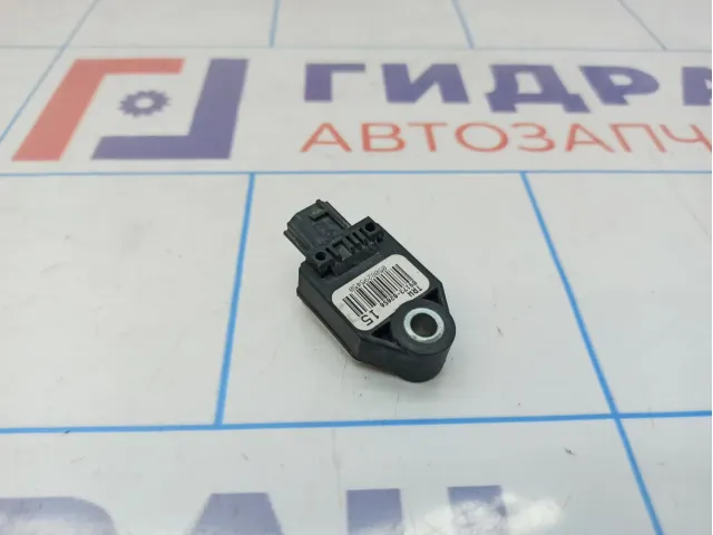 Датчик AIR BAG Toyota Auris (E150) 89173-02050. Передний.