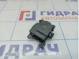 Моторчик заслонки отопителя Toyota Auris (E150) 87106-02180.