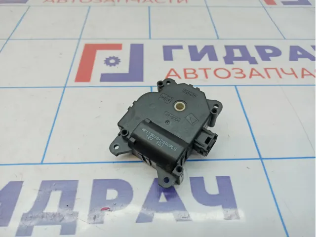 Моторчик заслонки отопителя Toyota Auris (E150) 87106-02180.
