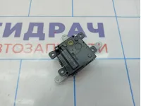 Моторчик заслонки отопителя Toyota Auris (E150) 87106-02120.