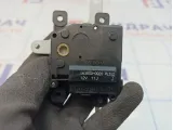 Моторчик заслонки отопителя Toyota Auris (E150) 87106-02120.