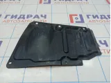 Пыльник двигателя нижний правый Toyota Auris (E150) 51443-02050. Задний.