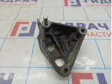 Кронштейн двигателя правый Toyota Auris (E150) 12315-37030.