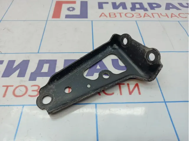 Кронштейн выпускного коллектора Toyota Auris (E150) 1711837010.