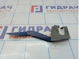 Петля капота левая Toyota Auris (E150) 53420-02100.