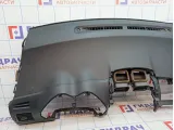 Торпедо Toyota Auris (E150) 55302-02070-B1. Царапина.