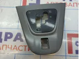 Накладка селектора КПП Toyota Auris (E150) 3590712070. Потертости.
