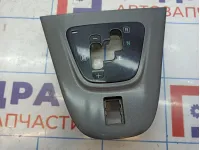 Накладка селектора КПП Toyota Auris (E150) 3590712070. Потертости.