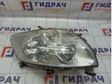 Фара правая Toyota Auris (E150) 8113002470. Сломано крепление.Потертости.