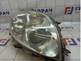 Фара правая Toyota Auris (E150) 8113002470. Сломано крепление.Потертости.