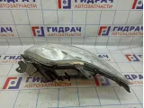 Фара правая Toyota Auris (E150) 8113002470. Сломано крепление.Потертости.