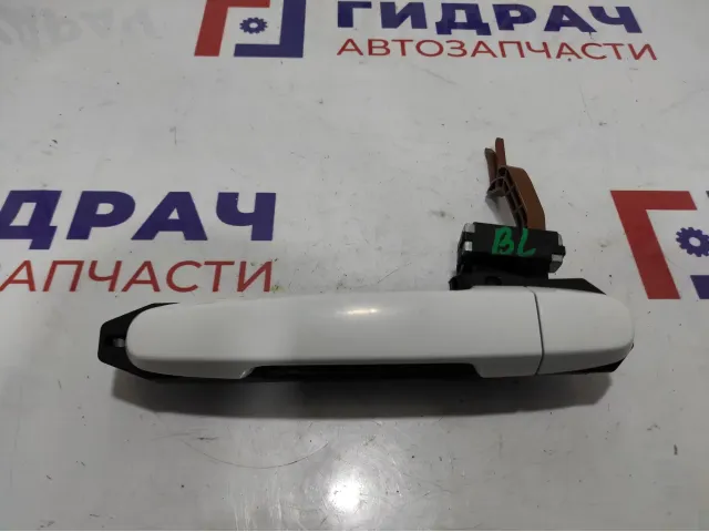 Ручка двери наружная задняя левая Toyota Auris (E150) 69211-0D901. Царапины.