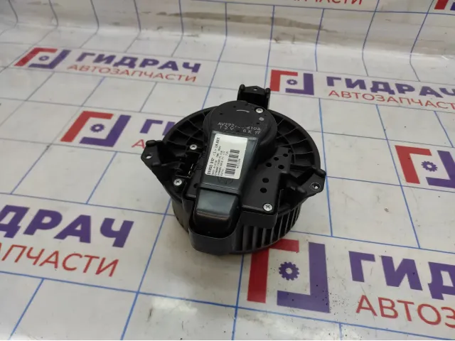 Моторчик отопителя Toyota Auris (E150) 87103-02150.