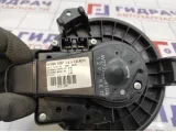 Моторчик отопителя Toyota Auris (E150) 87103-02150.