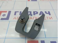 Накладка консоли задняя Toyota Auris (E150) 58917-02120-B0.