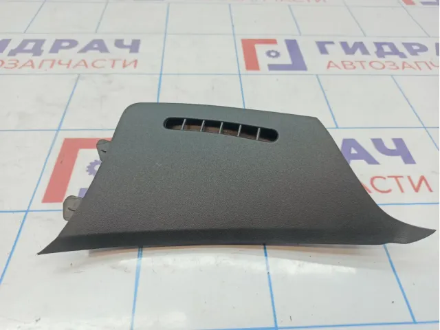 Накладка стойки передней правой Toyota Auris (E150) 62218-02010.