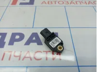 Датчик AIR BAG Toyota Auris (E150) 89831-02080. Задний.