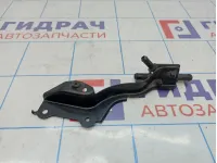 Тройник системы охлаждения Toyota Auris (E150) . 16575-22020.