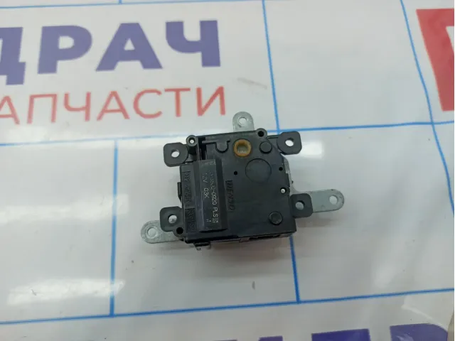Мотор заслонки отопителя Toyota Auris (E150) 0638000920.
