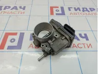 Заслонка дроссельная электрическая Toyota Auris (E150) 22030-37010.