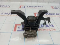 Опора двигателя правая Toyota Auris (E150) 12305-0T070.