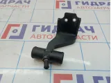 Тройник системы охлаждения Toyota Auris (E150) 16577-0D010.