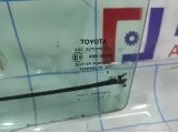 Стекло двери задней левой Toyota Auris (E150) 68104-02200.