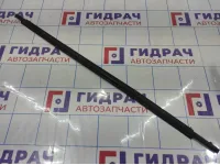 Накладка стекла переднего правого Toyota Auris (E150) 75710-02130.