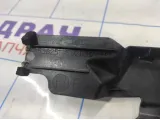 Пыльник переднего крыла правый Toyota Auris (E150) 53825-02020.
