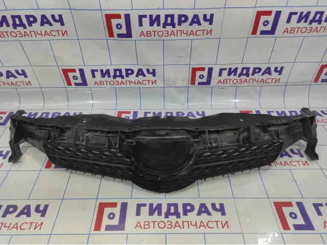 Решетка радиатора Toyota Auris (E150) 53111-02390.