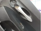 Обшивка двери задней правой Toyota Auris (E150) 67630-02E20-B0. Дефект.